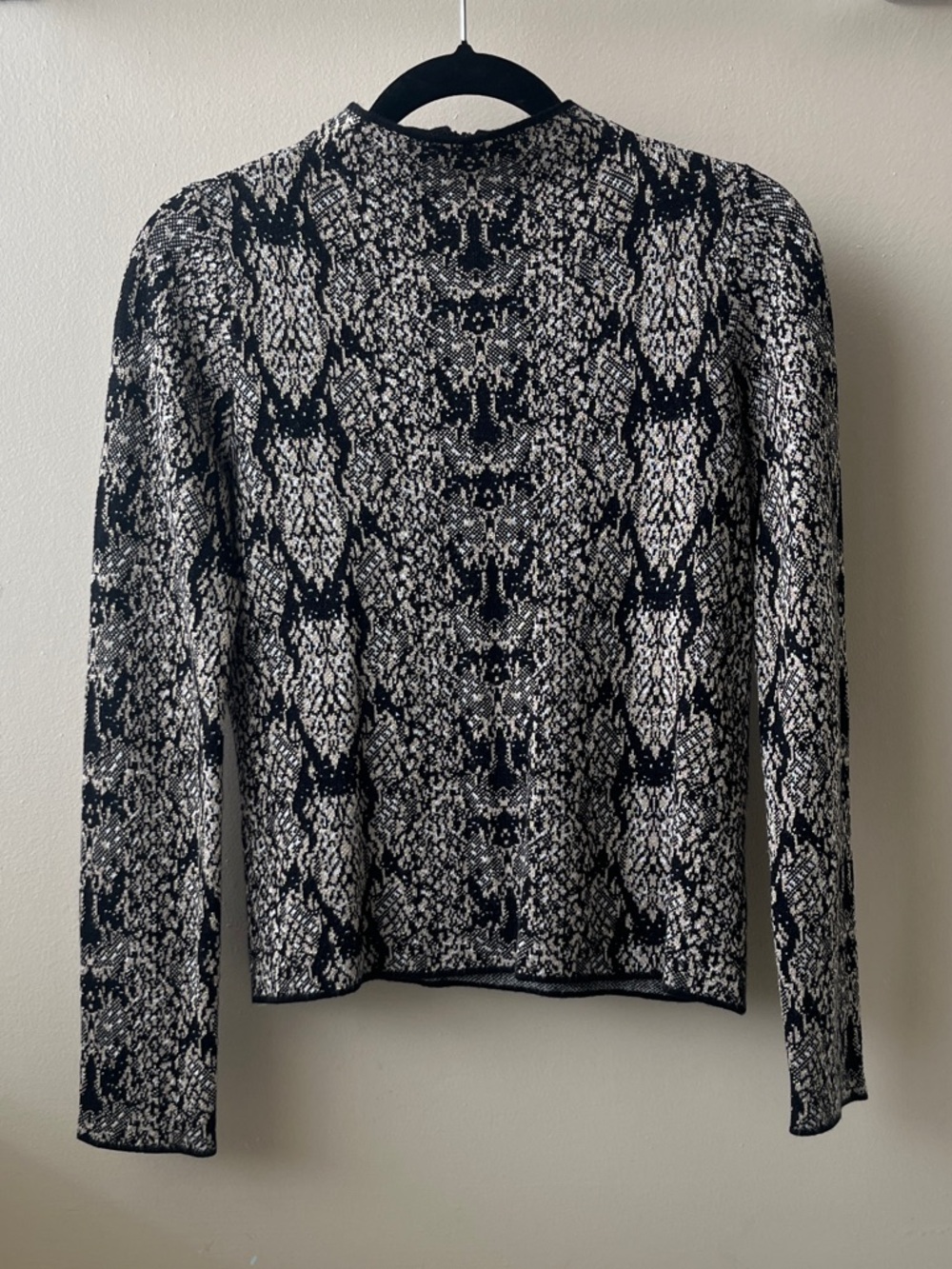 Worthington Mock Neck Black/Tan/Gold Snake-Print Knit Sweater Top- Size Small